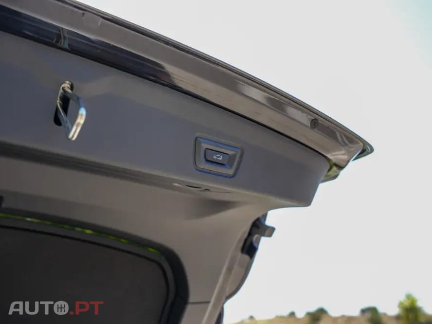 BMW i4 M50 Pack Desportivo M Pro
