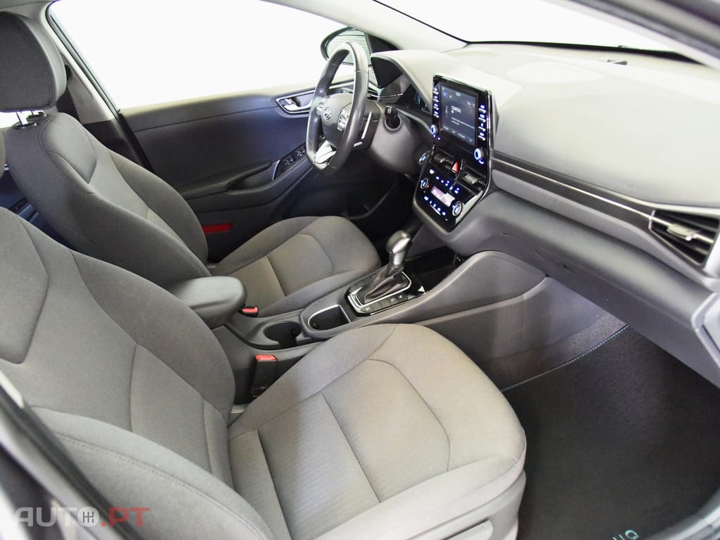 Hyundai Ioniq 1.6 GDI PHEV Pack Plus