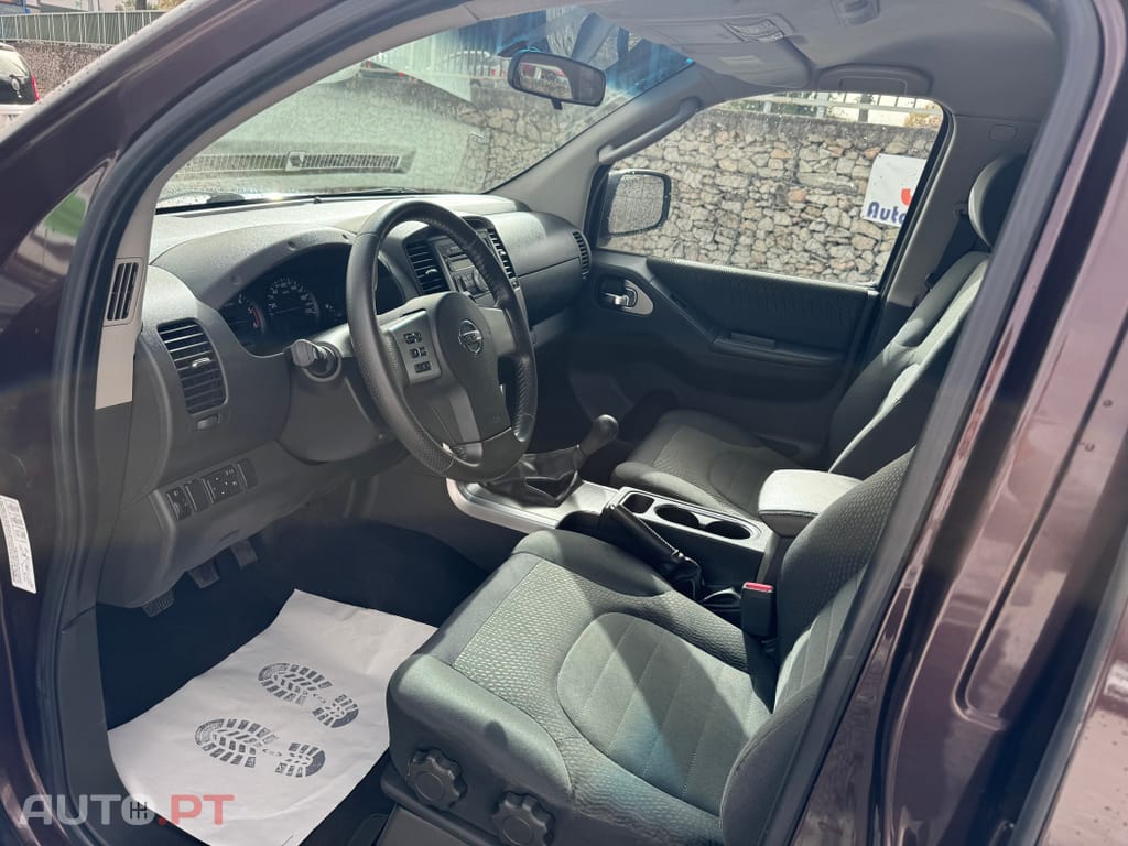 Nissan Navara 2.5 dCi CD LE 4WD