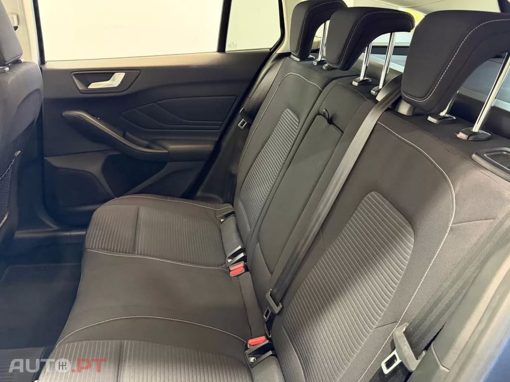 Ford Focus SW 1.0 EcoBoost Titanium