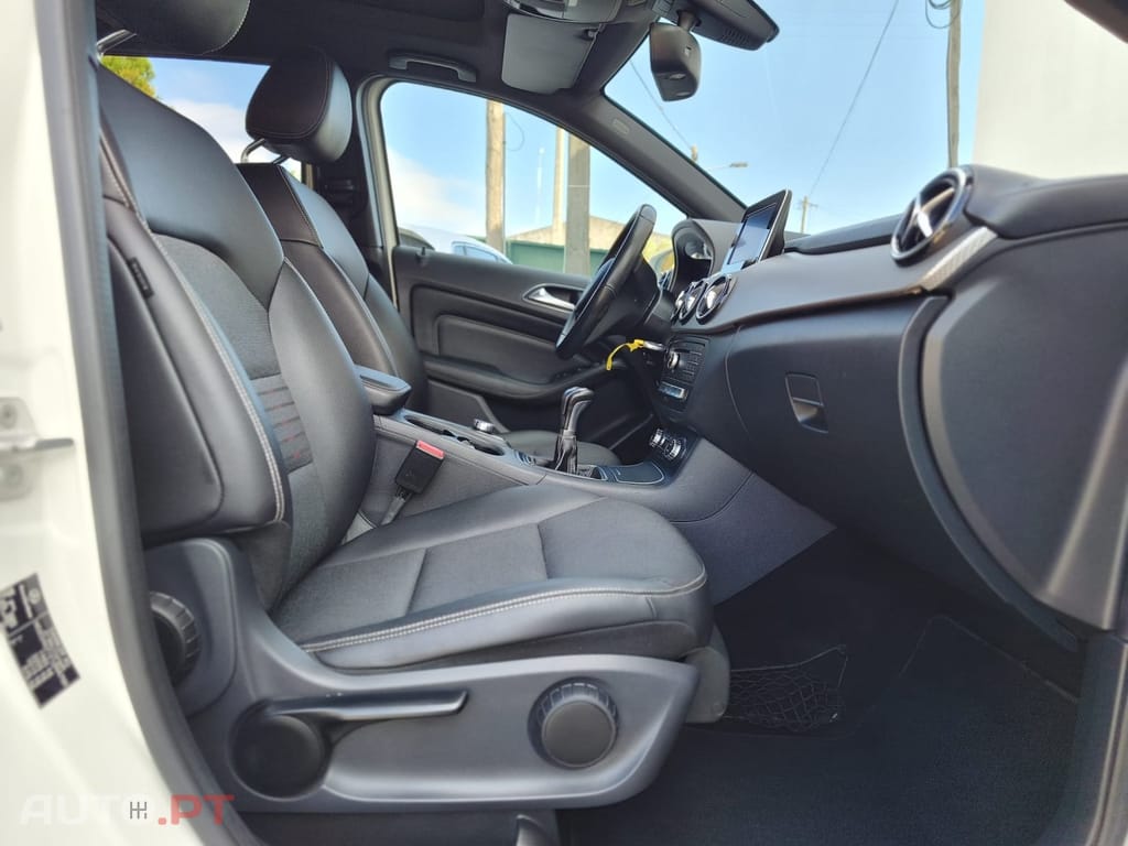 Mercedes-Benz B 180 D Avangard