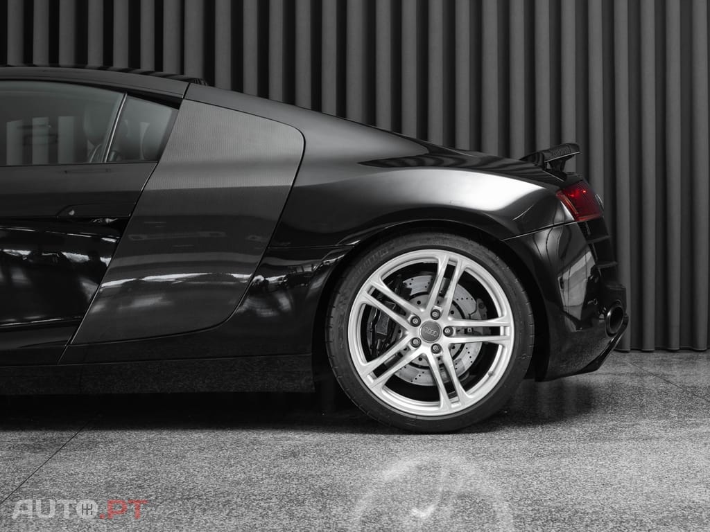 Audi R8 4.2 FSI quattro R tronic