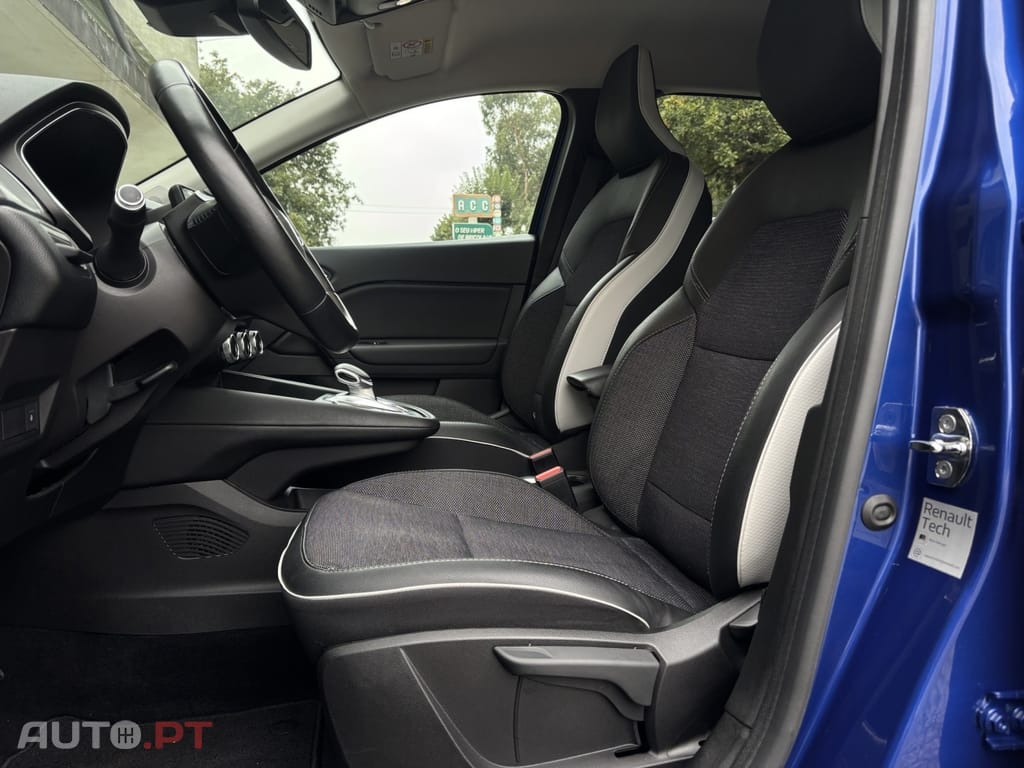 Renault Captur 1.6 E-Tech Plug-In Intens