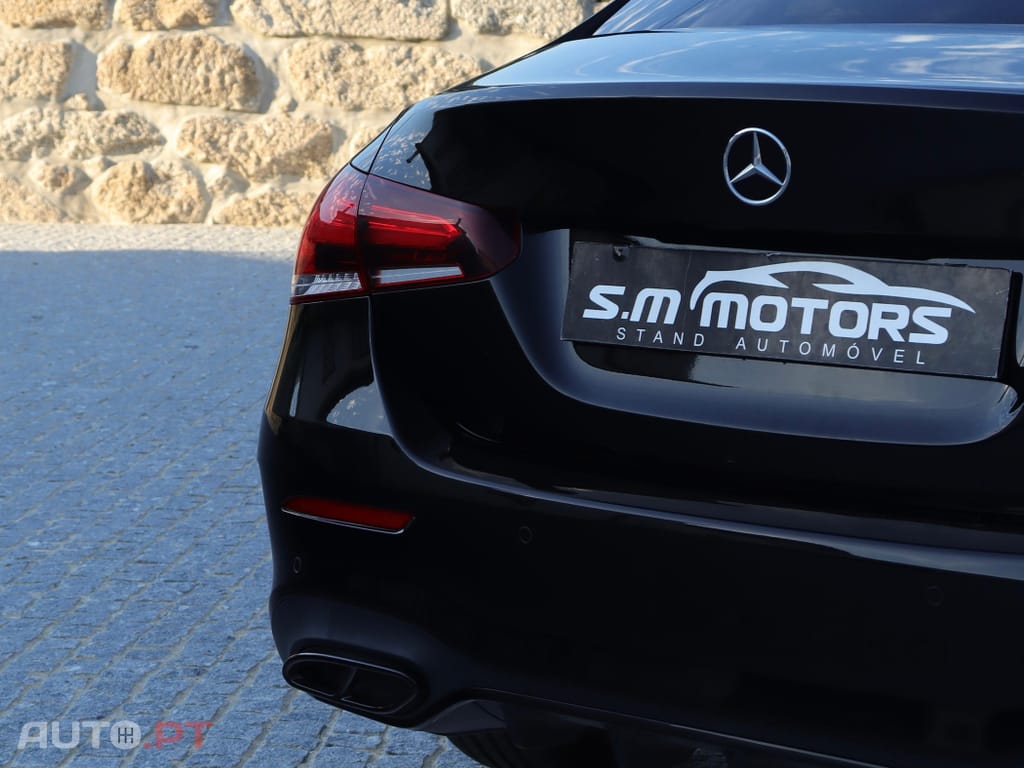 Mercedes-Benz A 250 e 8G-DCT AMG Line