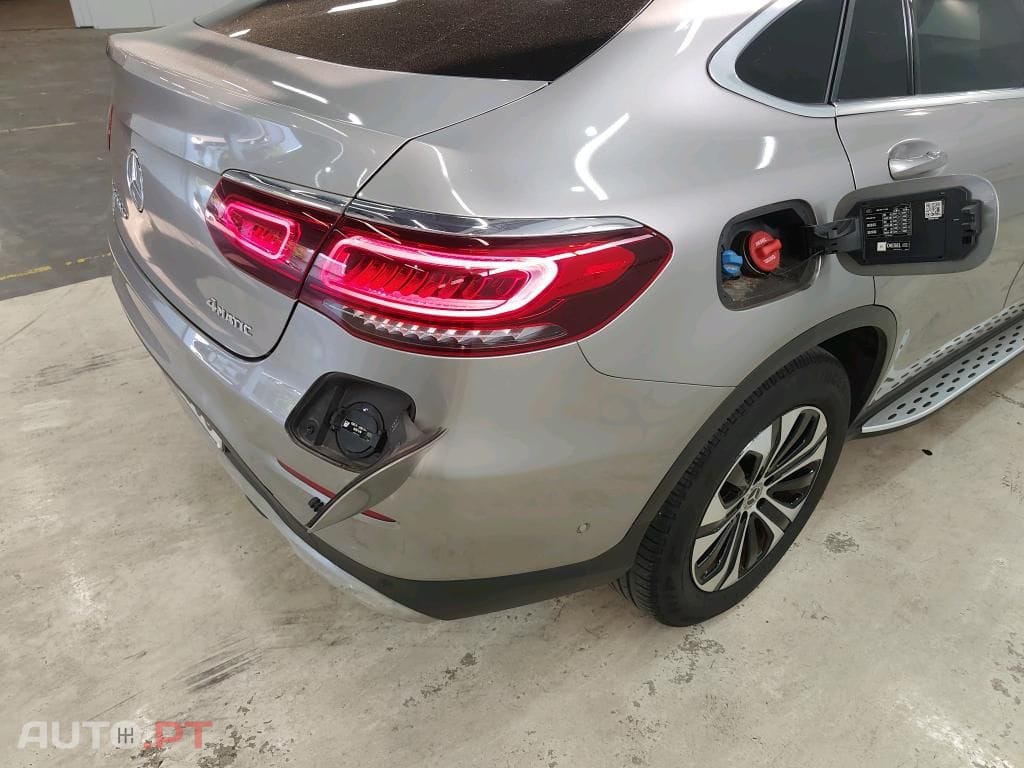 Mercedes-Benz GLC 300 e Coupé 4Matic