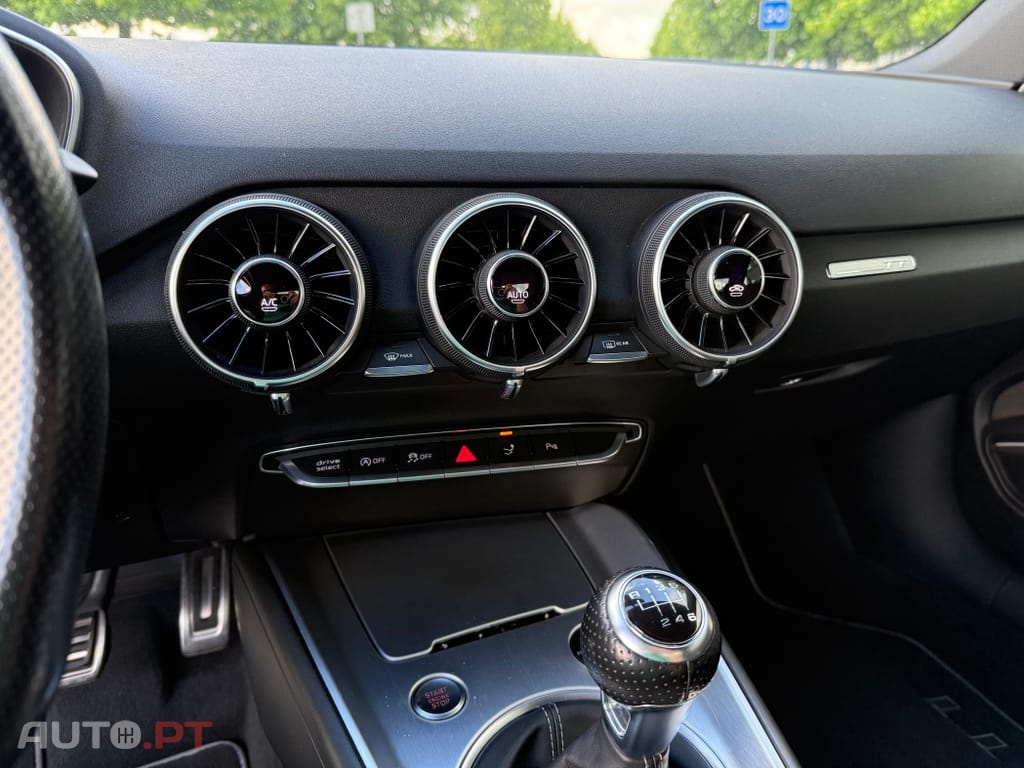 Audi TT 2.0 TDI S-line