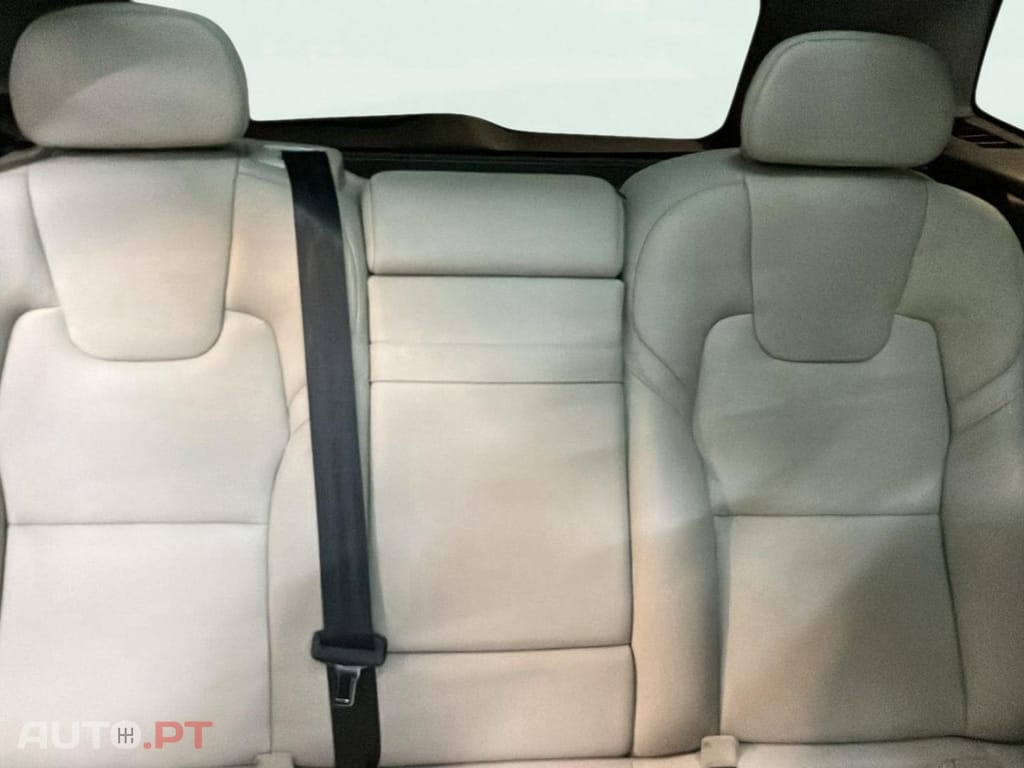 Volvo XC60 2.0 T8 PHEV Inscription AWD