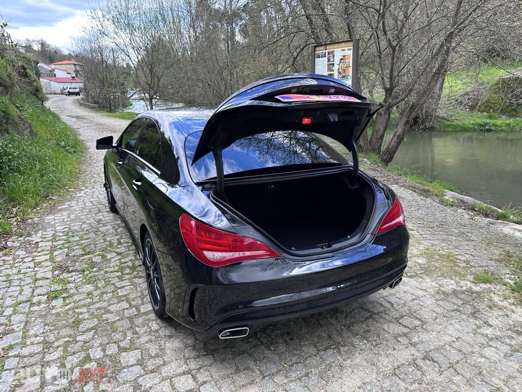 Mercedes-Benz CLA 200 d AMG LINE