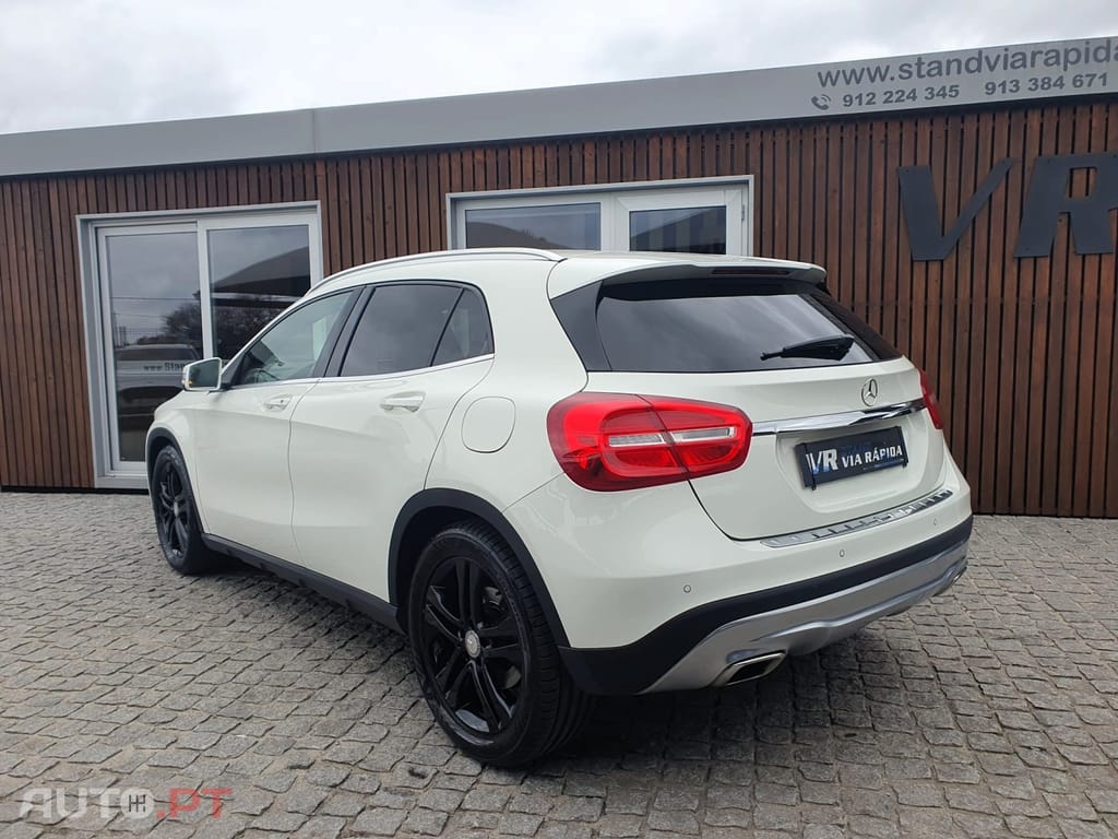 Mercedes-Benz GLA 220 CDI 4Matic 7G-DCT Urban