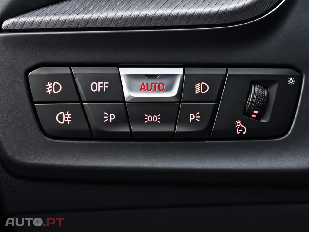 BMW 116 d Pack Desportivo M Auto