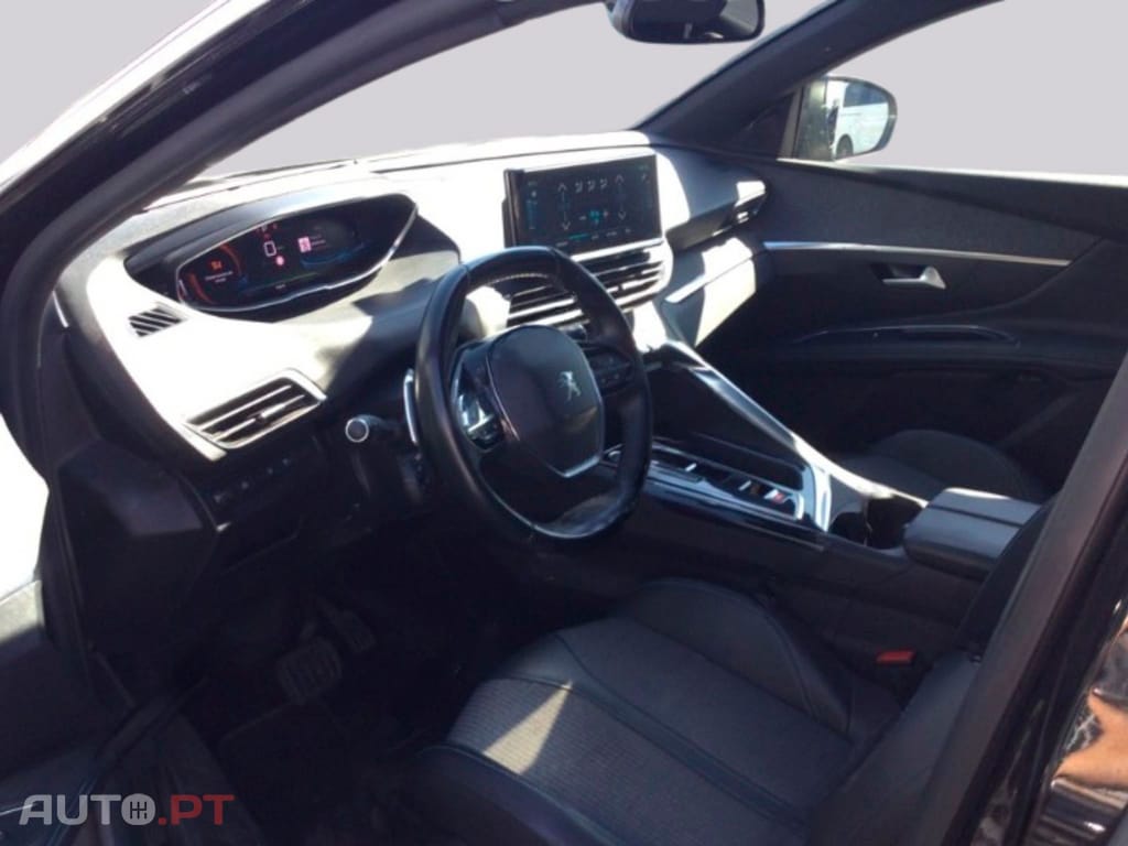 Peugeot 3008 Allure PHEV I.V.A DEDUTIVEL