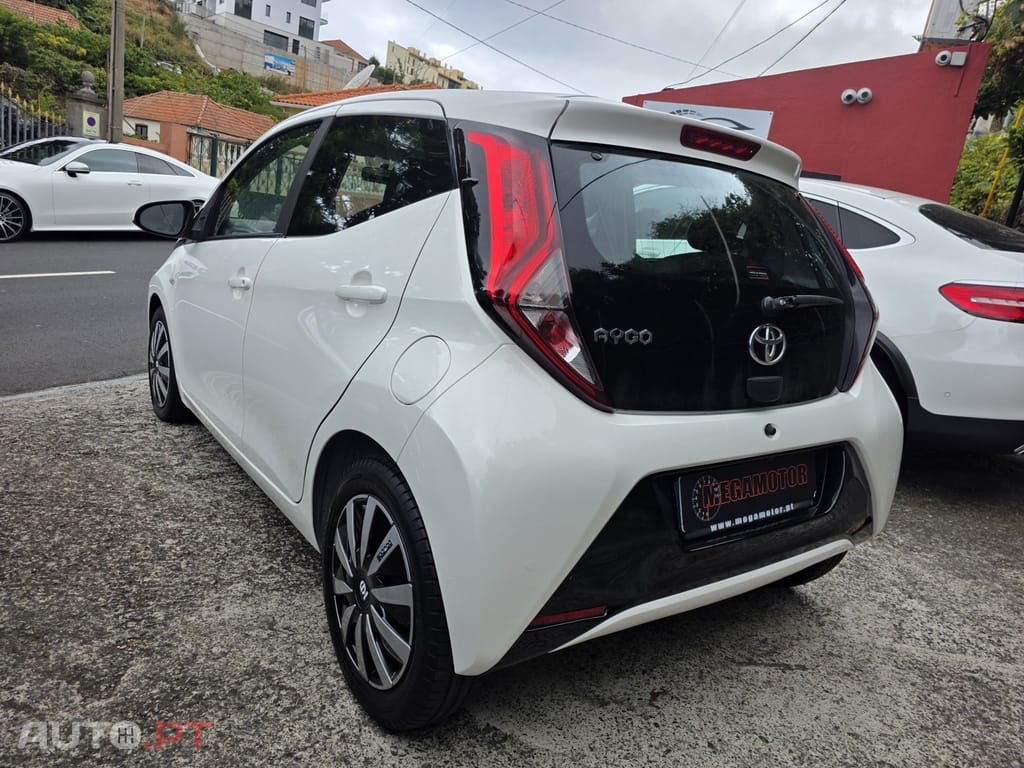 Toyota Aygo 1.0 X-Play