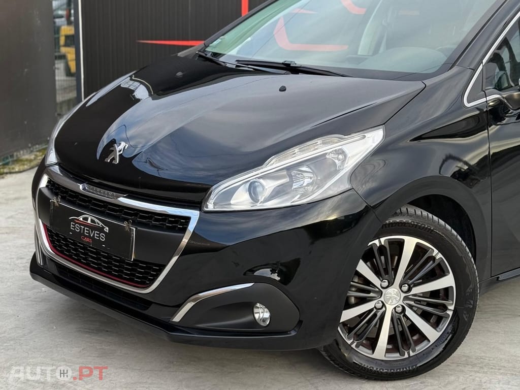 Peugeot 208 1.2 PureTech Allure