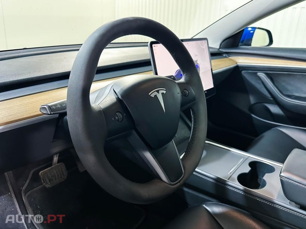 Tesla Model 3 Long Range AWD Dual Motor