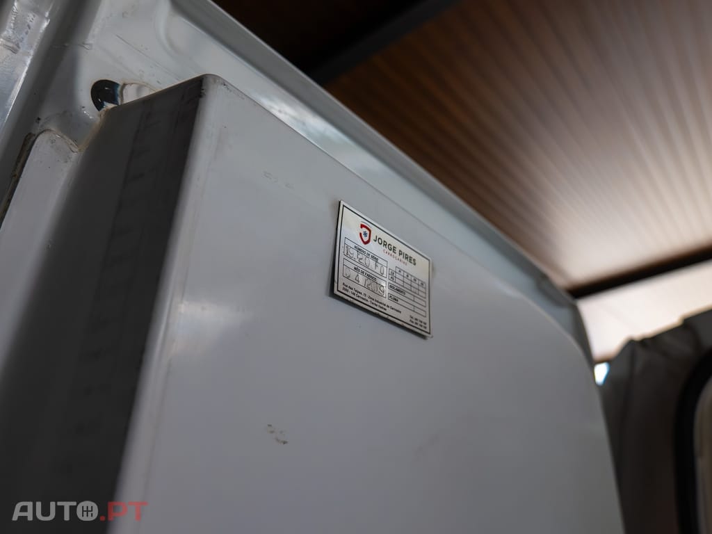 Peugeot Partner 1.6 BlueHDi L2 Premium 3L