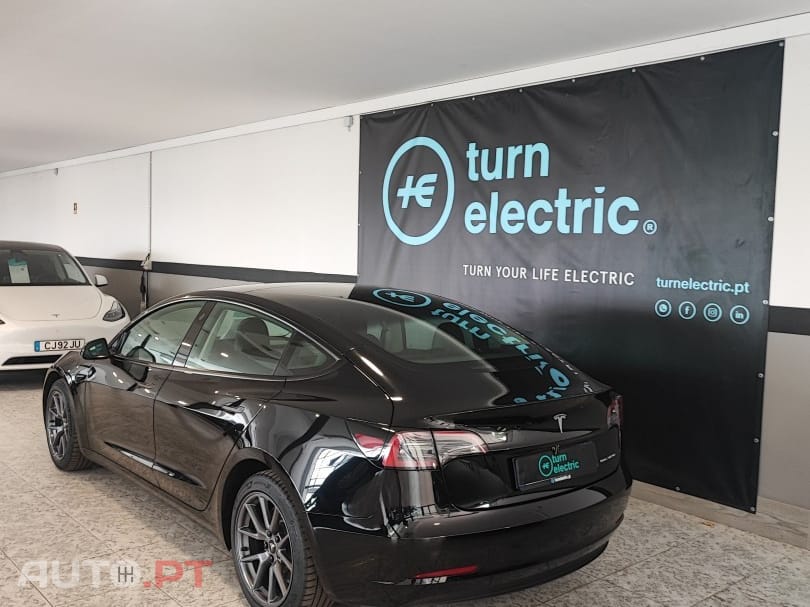 Tesla Model 3 Long Range AWD Dual Motor