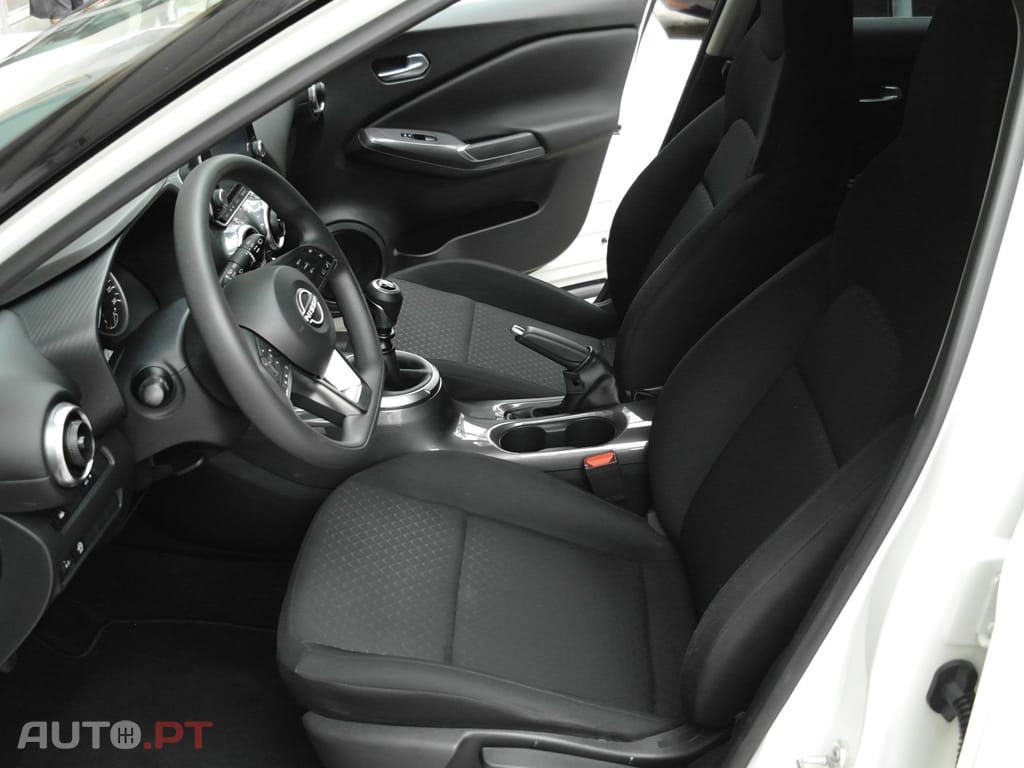 Nissan Juke 1.0 DIG-T N-Connecta