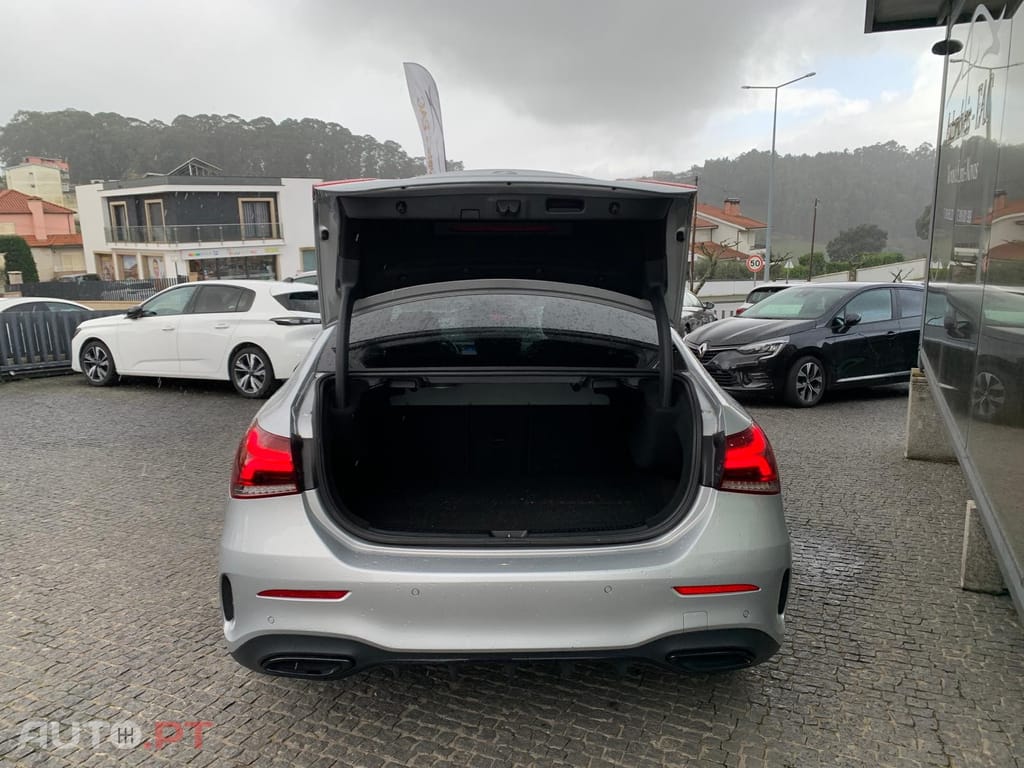 Mercedes-Benz A 250 e AMG Line