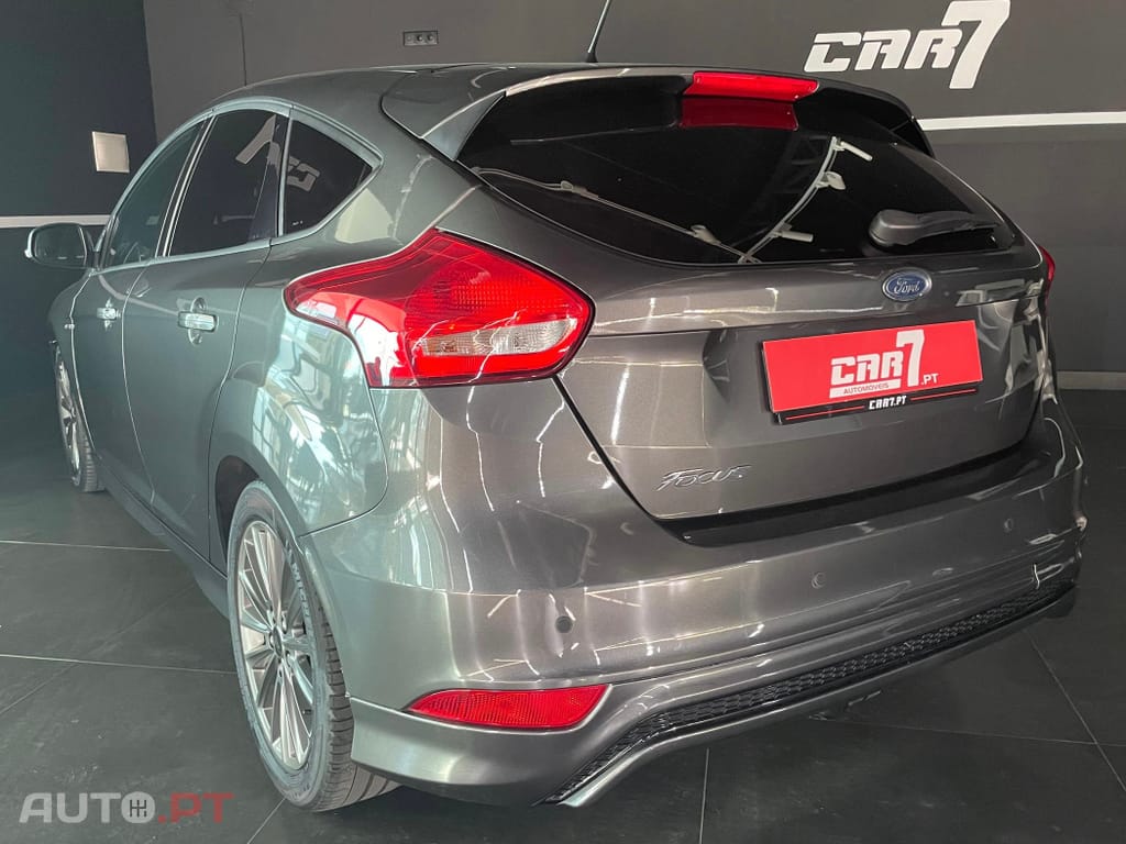 Ford Focus 1.5 TDCi EcoBlue ST-Line