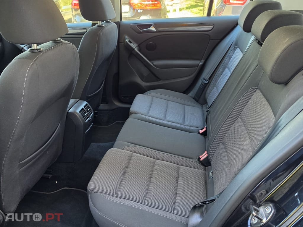 Volkswagen Golf 1.6 TDi Confortline