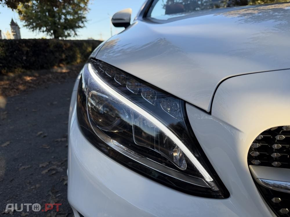 Mercedes-Benz C 250 9G-TRONIC AMG Line