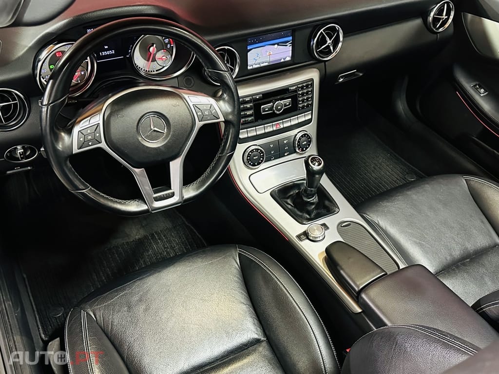 Mercedes-Benz SLK 200 (BlueEFFICIENCY)