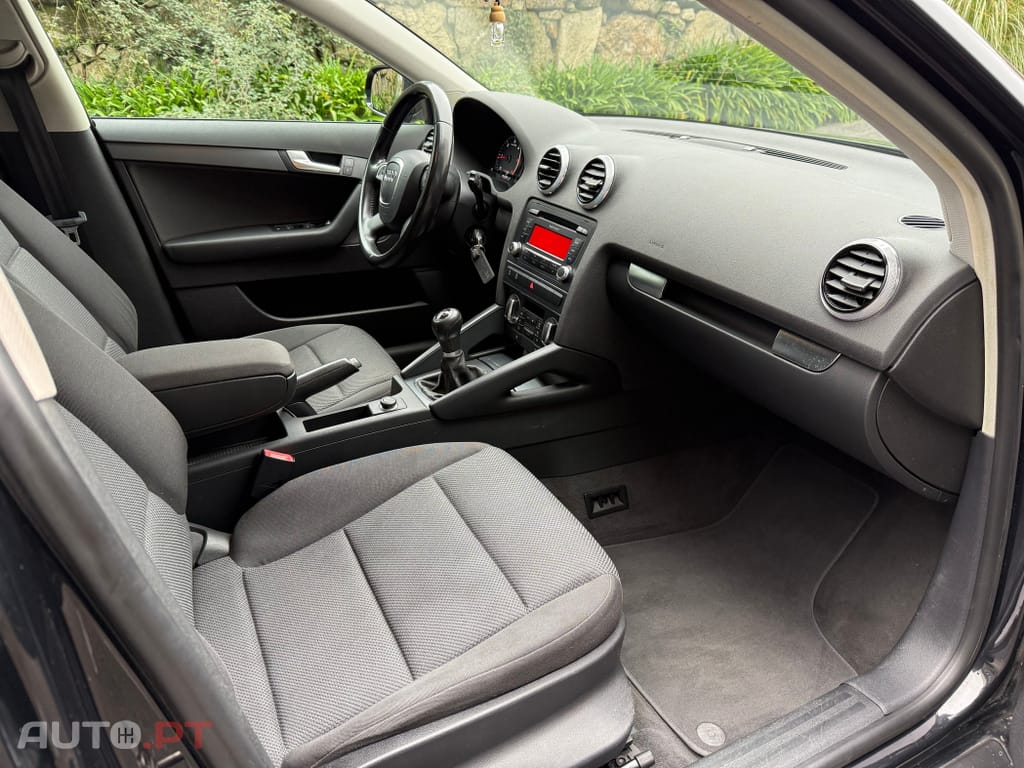 Audi A3 Sportback 1.6 TDi Attraction