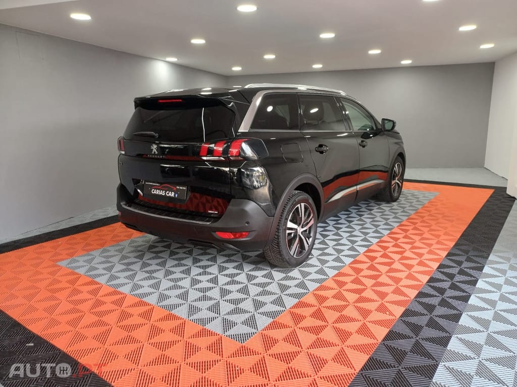 Peugeot 5008 1.5 BlueHDi Allure EAT8