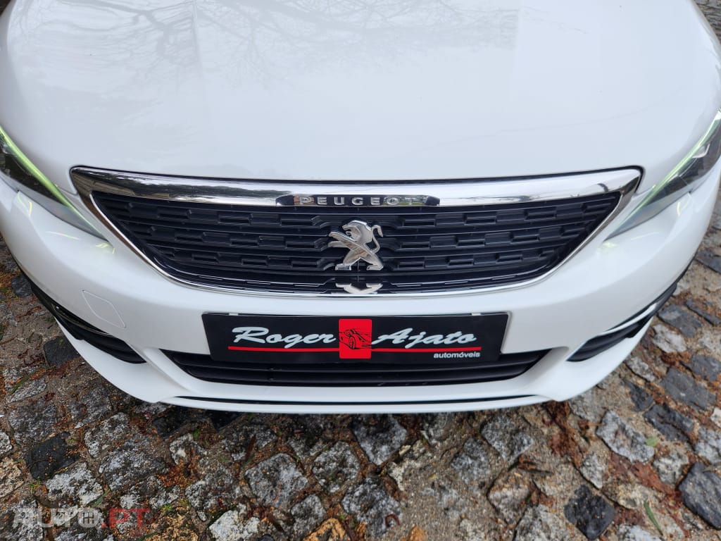 Peugeot 308 1.5 BlueHDi Business Line