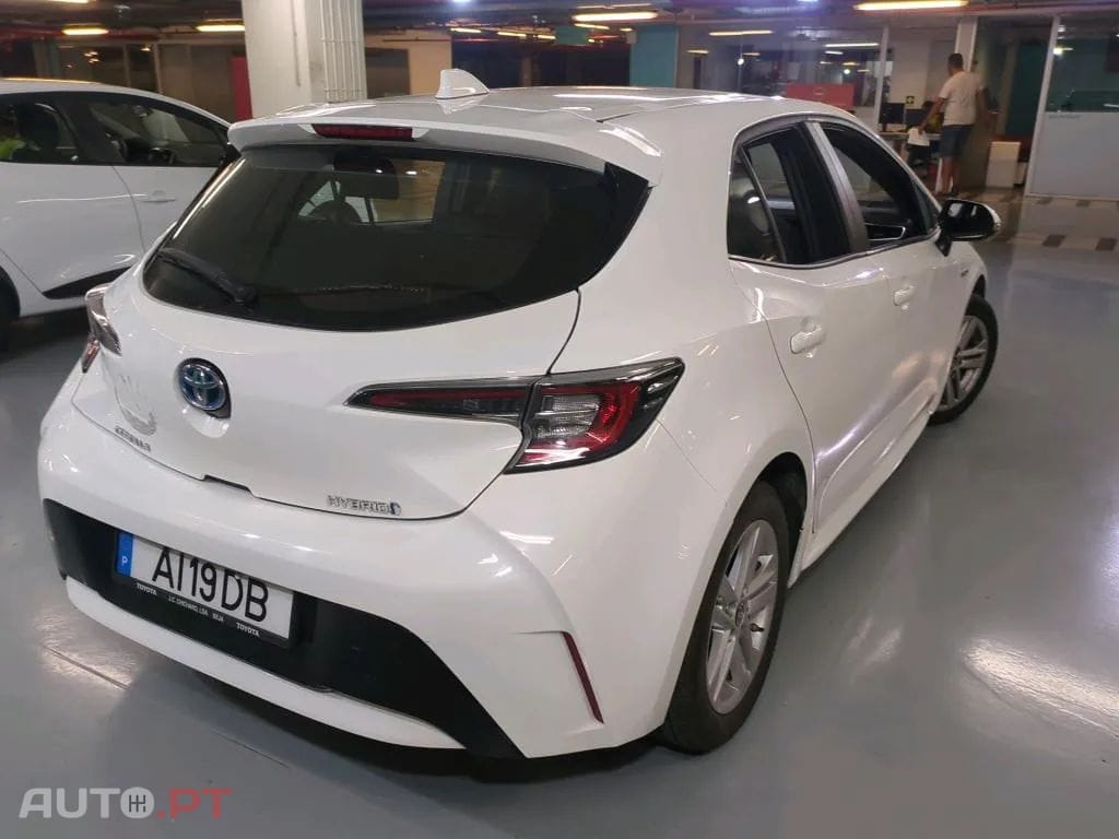 Toyota Corolla 1.8 Hybrid Comfort