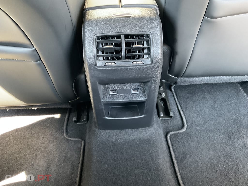 Peugeot 408 1.2 PureTech Allure EAT8