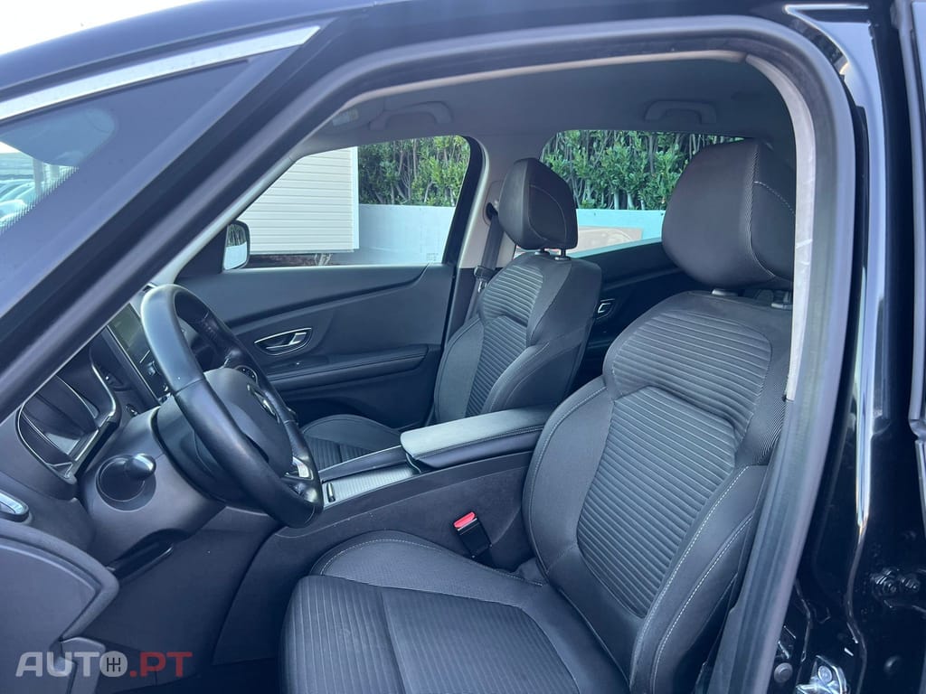 Renault Scénic 1.6 dCi Confort 7 LUGARES