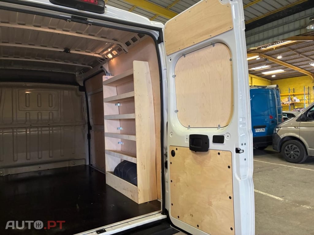 Peugeot Boxer 2.2 BlueHDi 333 L2H2