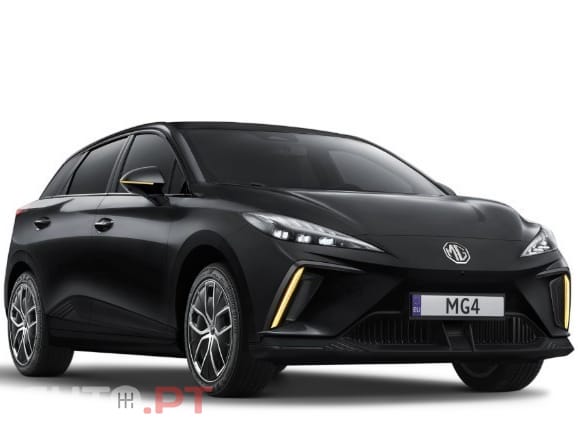 MG MG4 MG4 ELECTRIC 64KWH  2WD LUXURY 10 KM