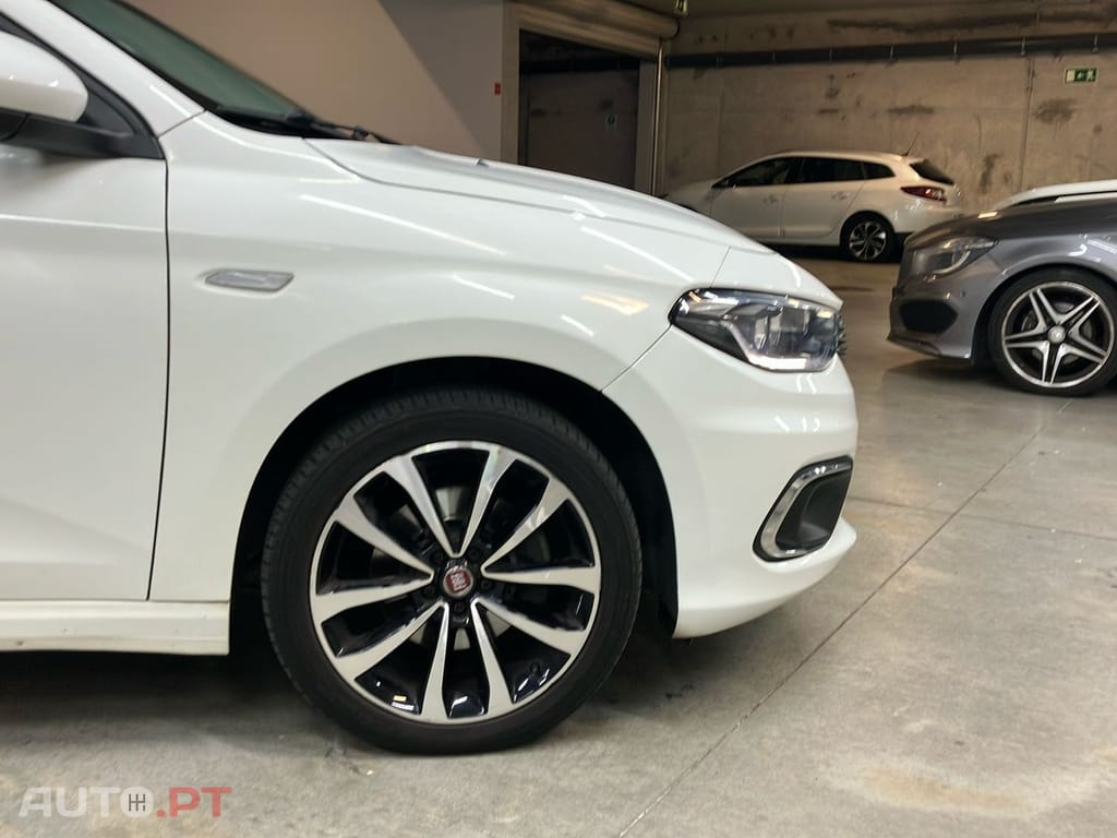 Fiat Tipo 1.3 M-Jet lounge