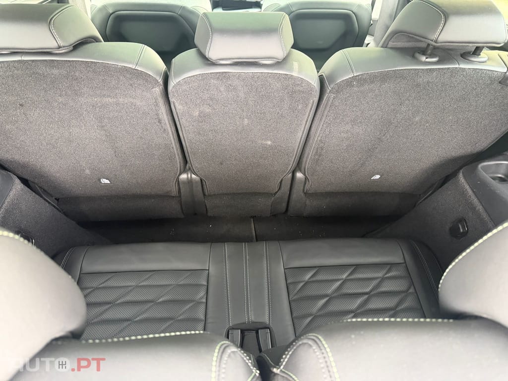 Peugeot E-5008 73 kWh GT