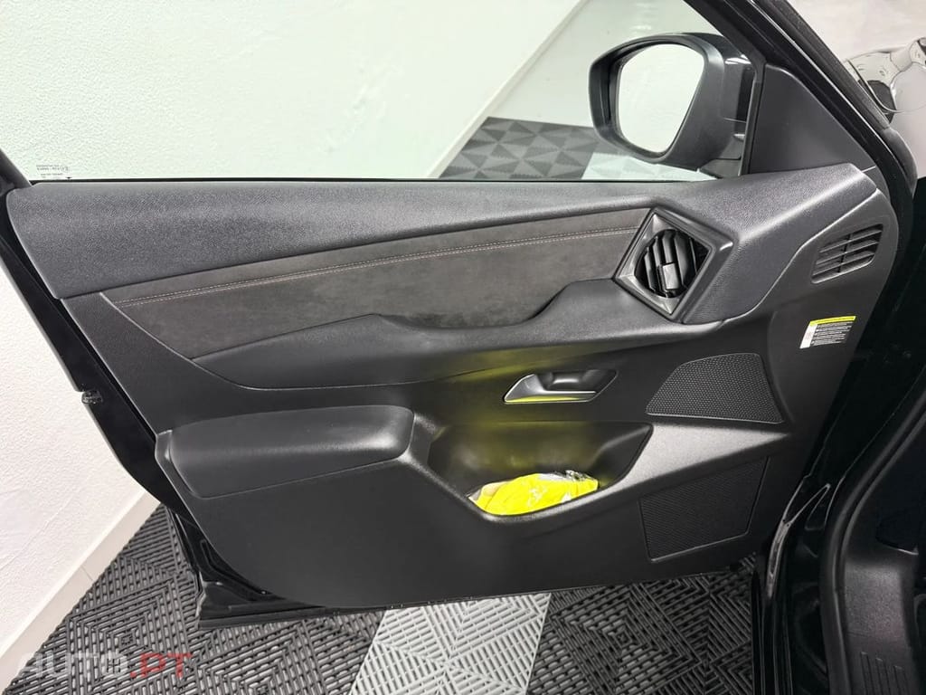 DS DS3 E-Tense Performance Line +