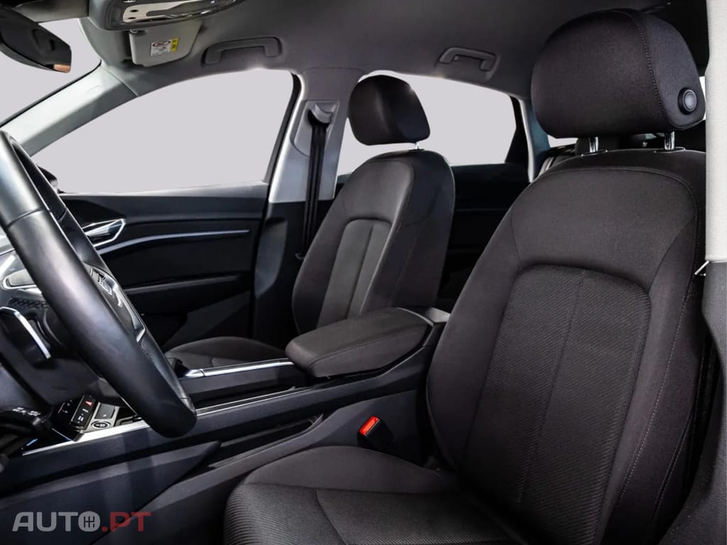 Audi E-Tron I.V.A DEDUTÍVEL 55 ADVANCED 21Z