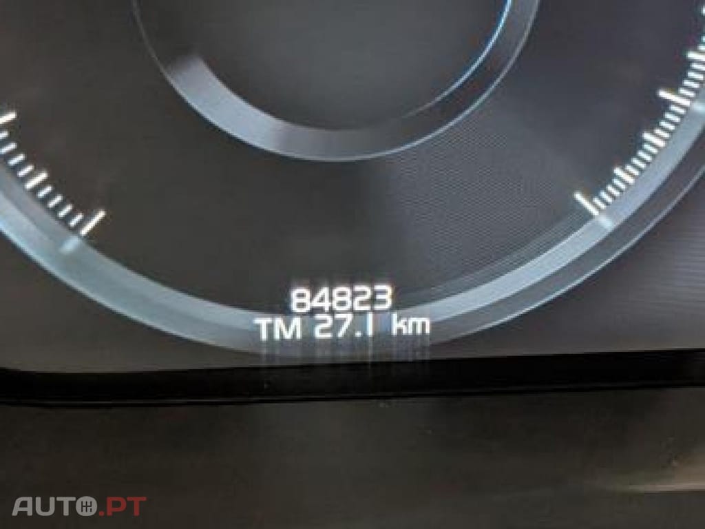 Volvo XC90 2.0 T8 PHEV Momentum AWD