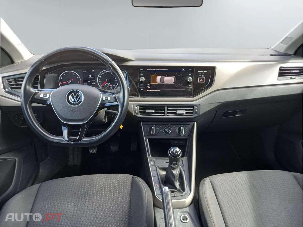 Volkswagen Polo 1.0  Confortline