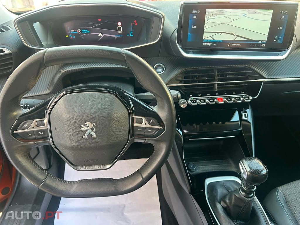 Peugeot 2008 1.5BlueHDI Allure Pack