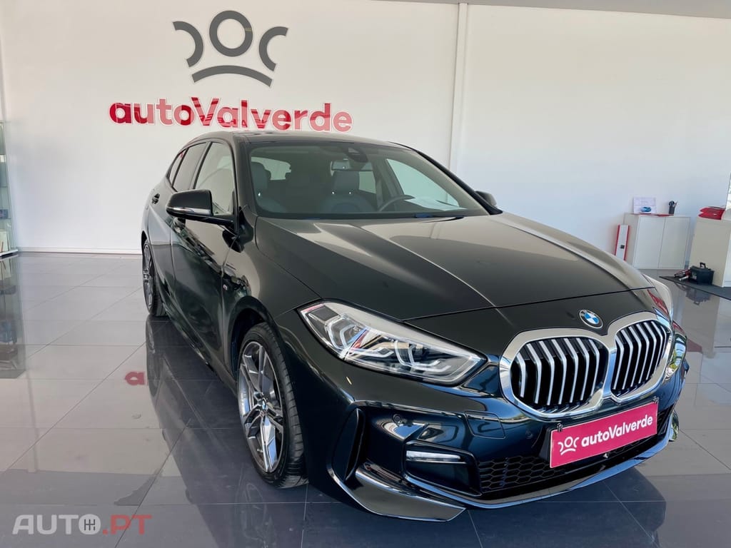BMW 116 d Pack Desportivo M Auto