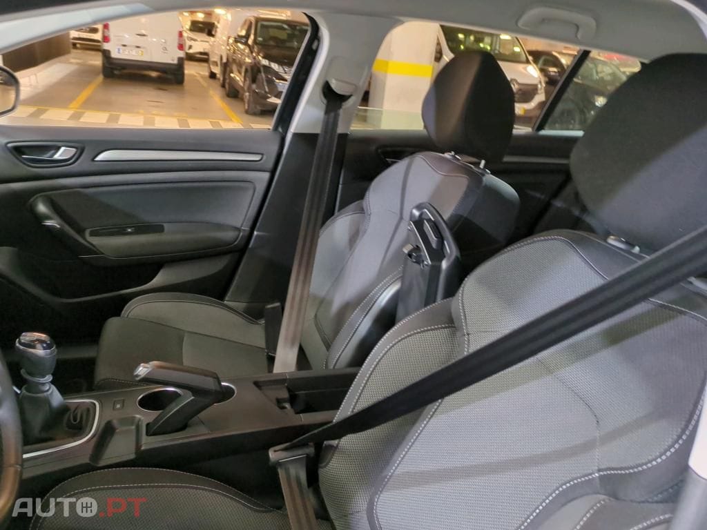 Renault Mégane Sport Tourer 1.5 Blue dCi Equilibre