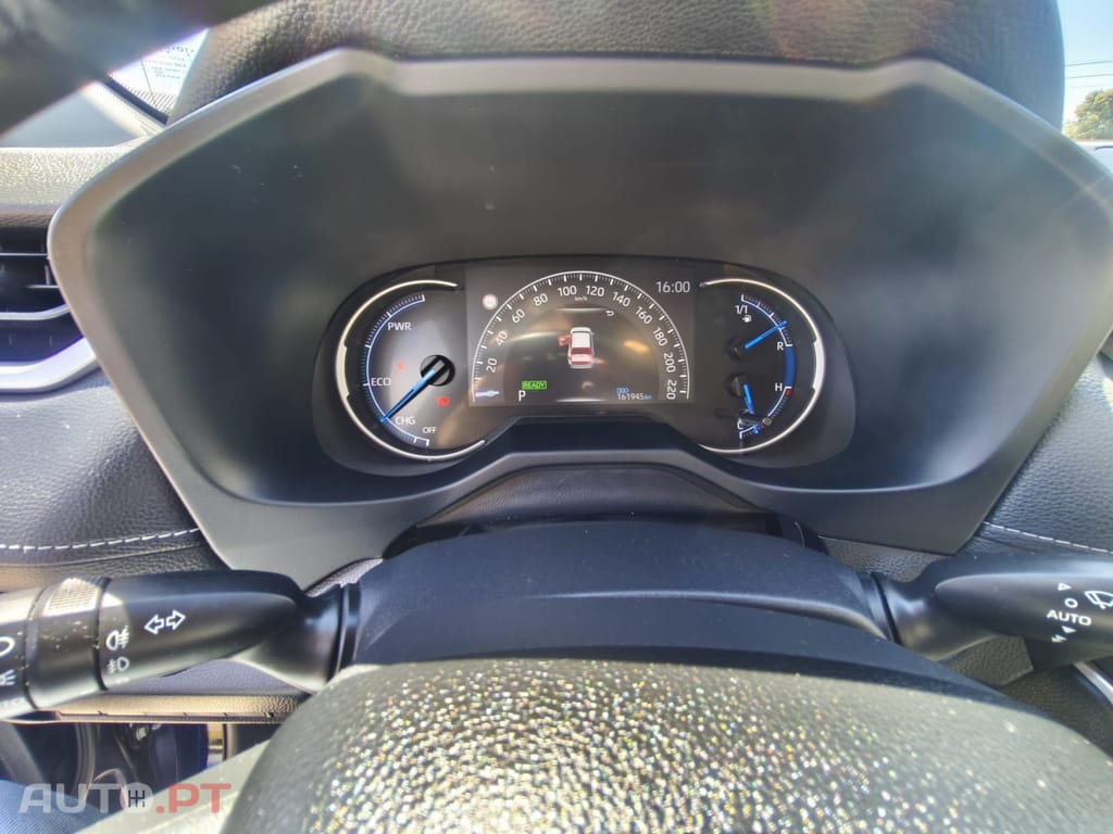 Toyota RAV4 2.5 HDF Comfort