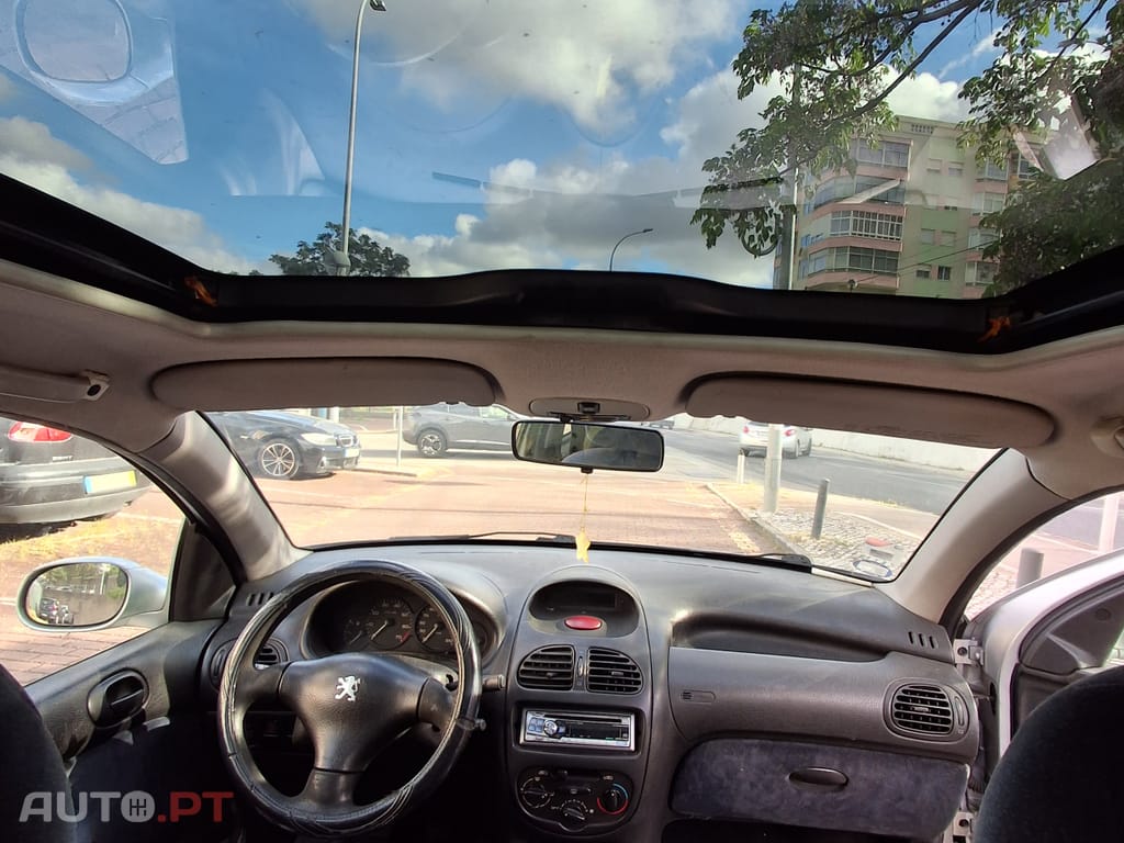 Peugeot 206 XT 1.1i Panorâmico
