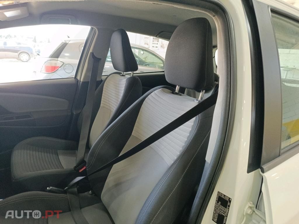 Toyota Yaris 1.5 HSD Comfort
