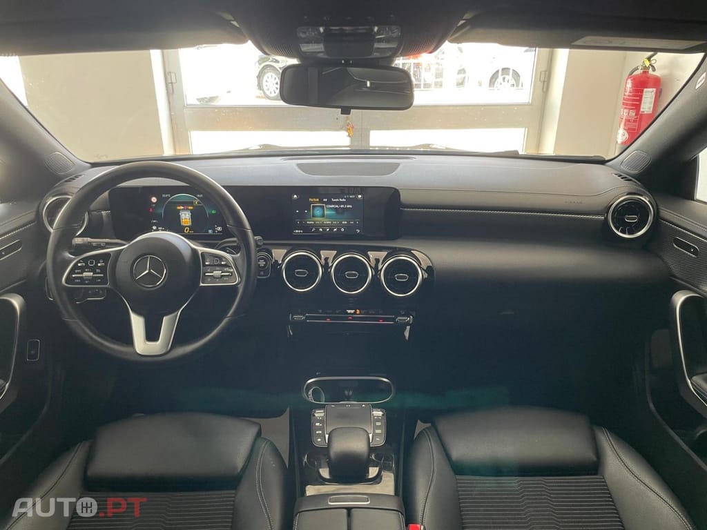 Mercedes-Benz CLA 180 d Shooting Brake Business Solutions Aut.