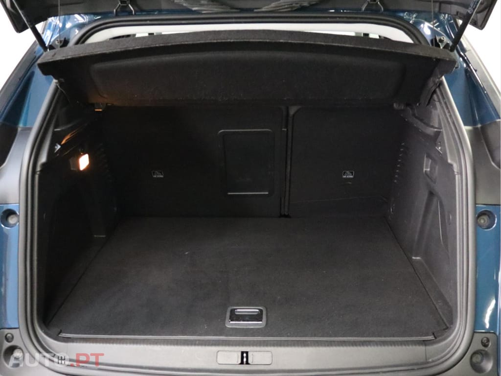 Peugeot 3008 1.6 Hybrid Allure e-EAT8