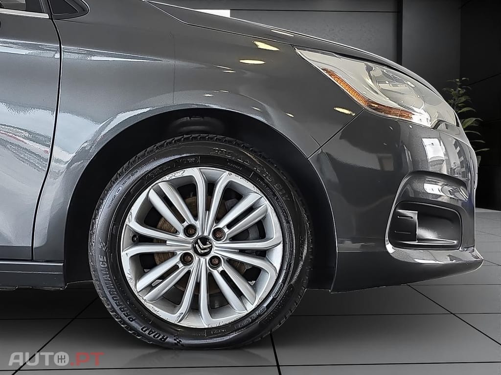 Citroen C4 1.2 e-THP Tendance