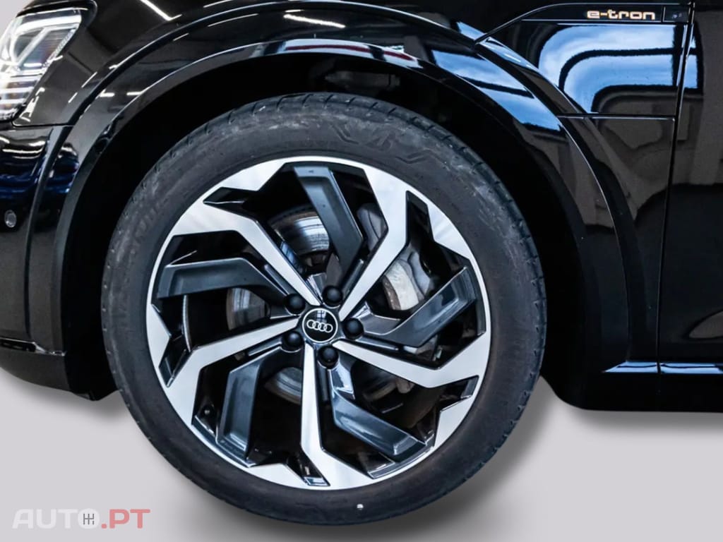 Audi E-Tron I.V.A DEDUTÍVEL   50 Q ADVANCED